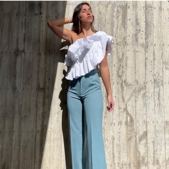 Zara Tops - NWT Zara Blogger Fav Asymmetrical One Shoulder Poplin Ruffle Top White